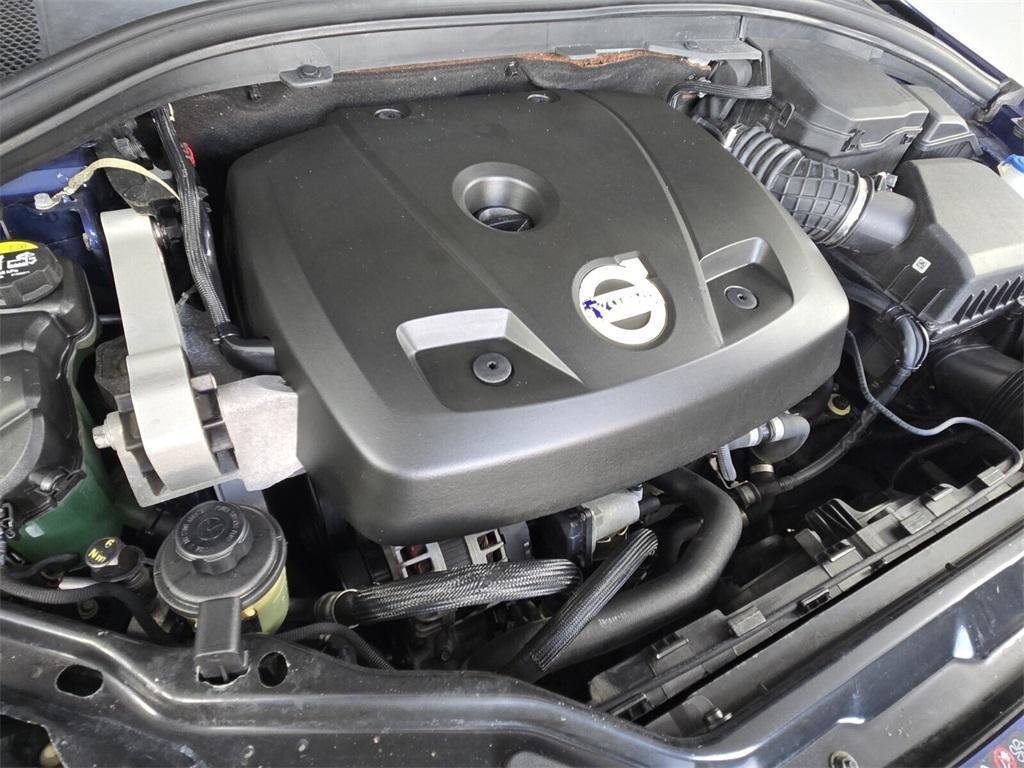 used 2015 Volvo XC60 car, priced at $14,988