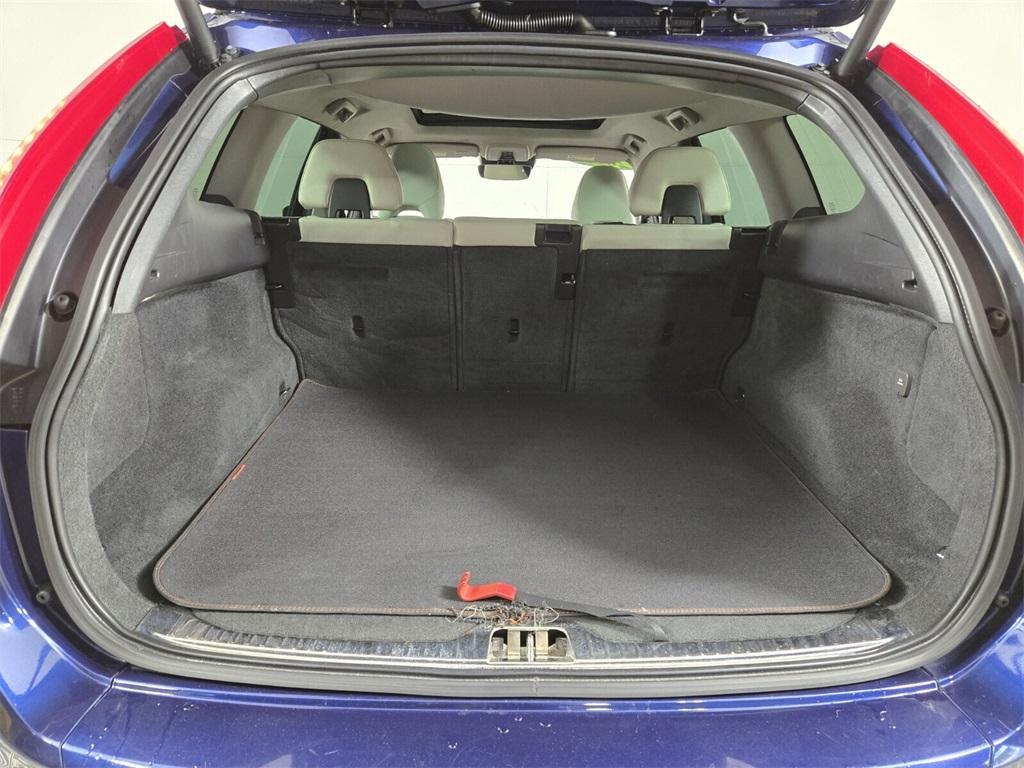 used 2015 Volvo XC60 car, priced at $14,988