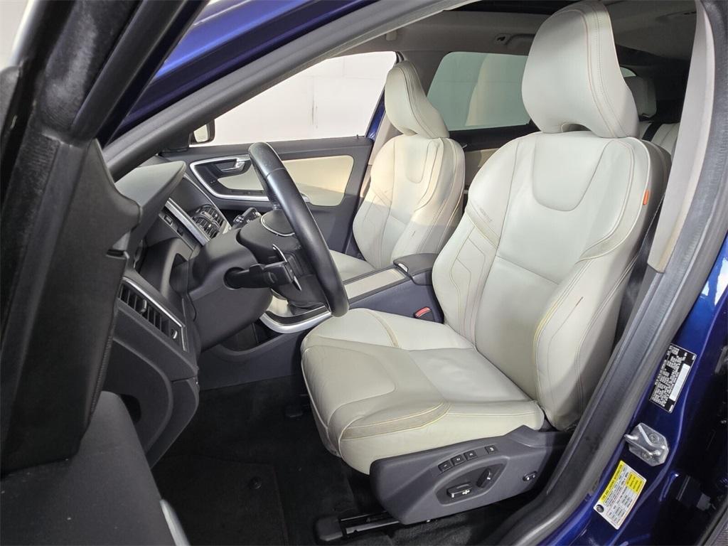 used 2015 Volvo XC60 car, priced at $14,988