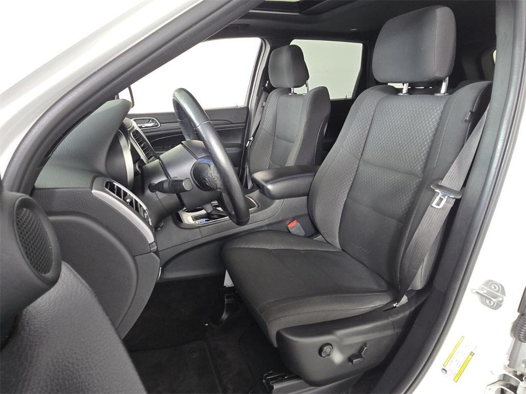used 2019 Jeep Grand Cherokee car, priced at $19,398