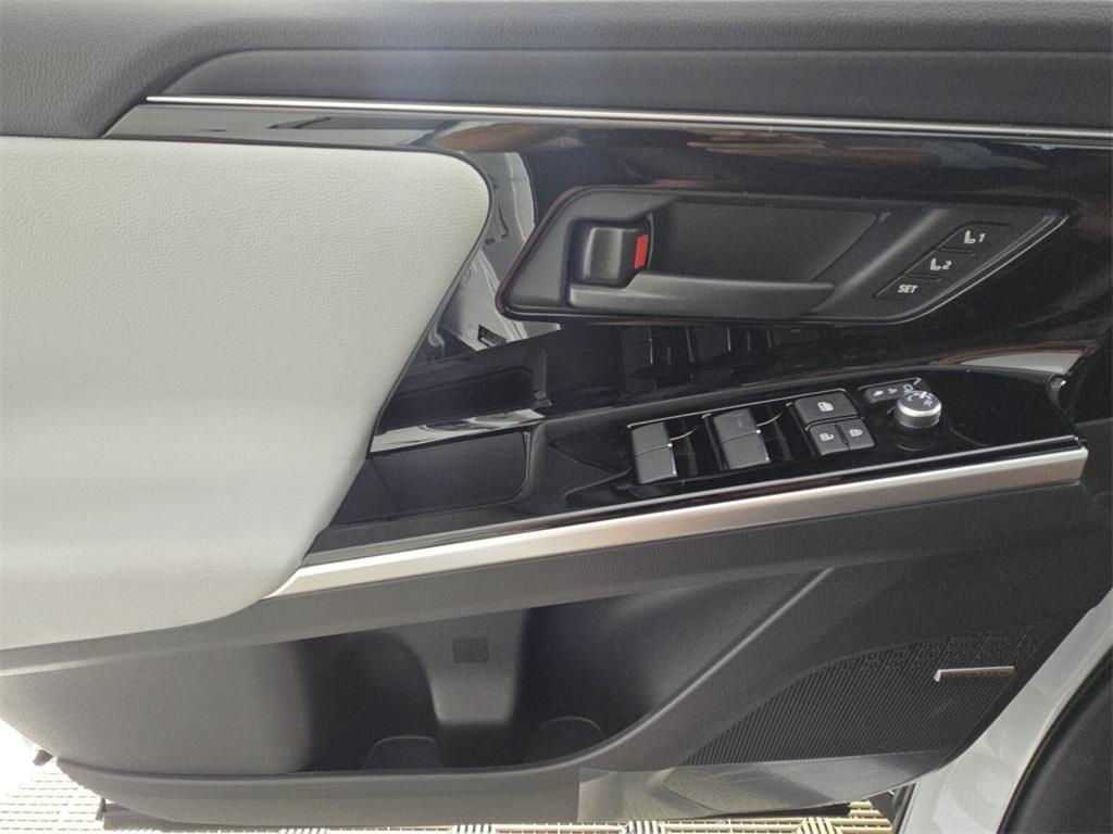 new 2025 Subaru Solterra car, priced at $47,327