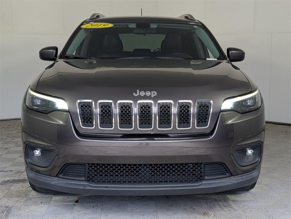 used 2019 Jeep Cherokee car, priced at $12,988