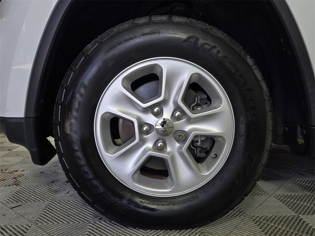 used 2017 Jeep Grand Cherokee car, priced at $12,458