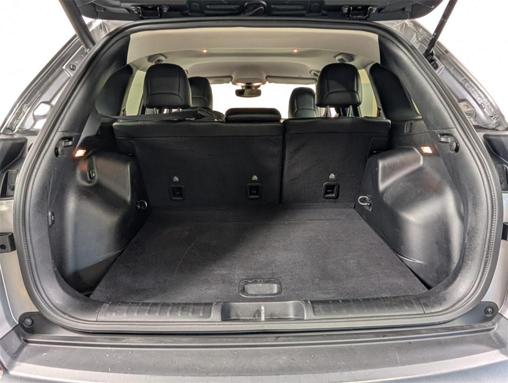 used 2021 Jeep Cherokee car, priced at $18,988