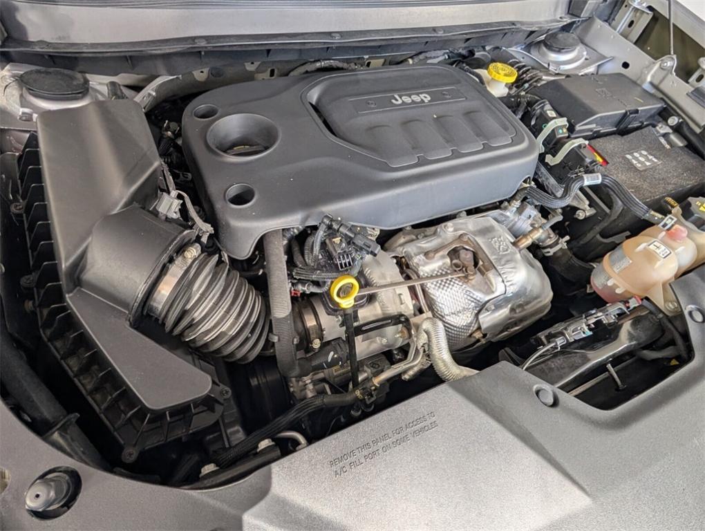 used 2021 Jeep Cherokee car, priced at $18,988