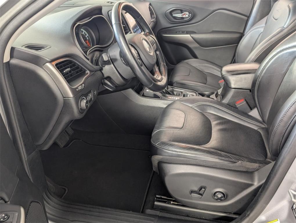 used 2021 Jeep Cherokee car, priced at $18,988