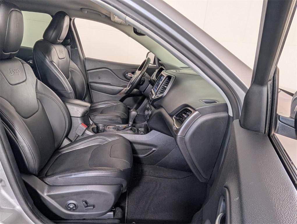 used 2021 Jeep Cherokee car, priced at $18,988