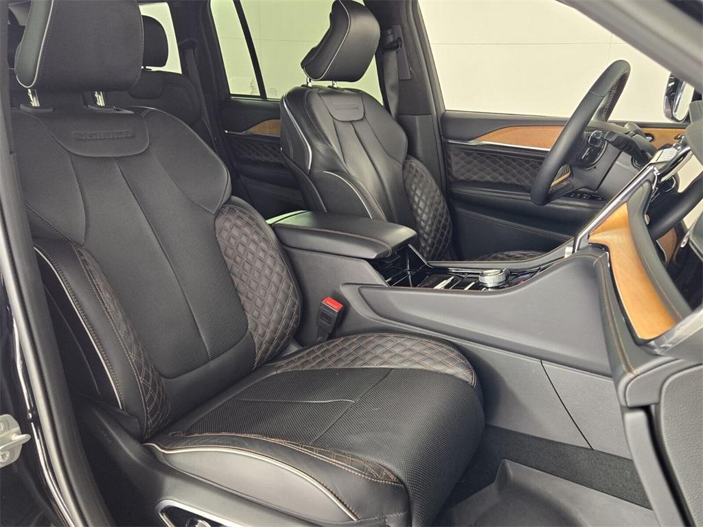 used 2023 Jeep Grand Cherokee car, priced at $41,500