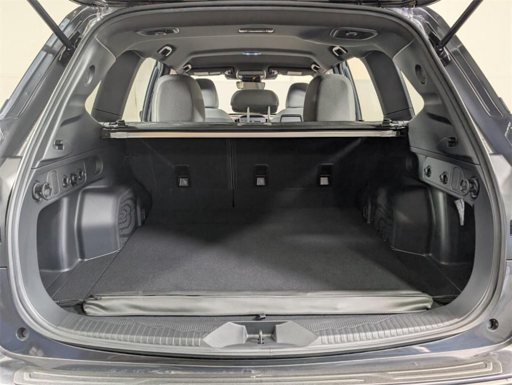 used 2025 Subaru Forester car, priced at $28,000
