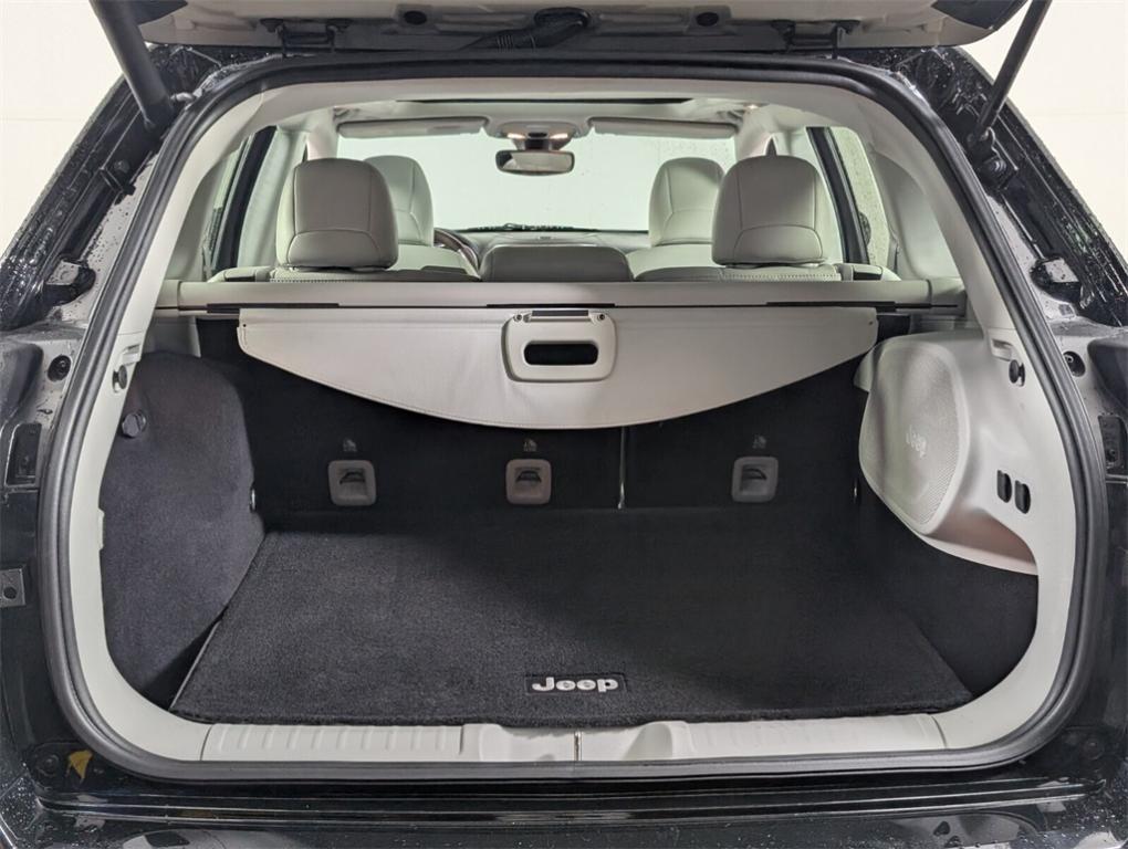 used 2019 Jeep Cherokee car, priced at $21,000