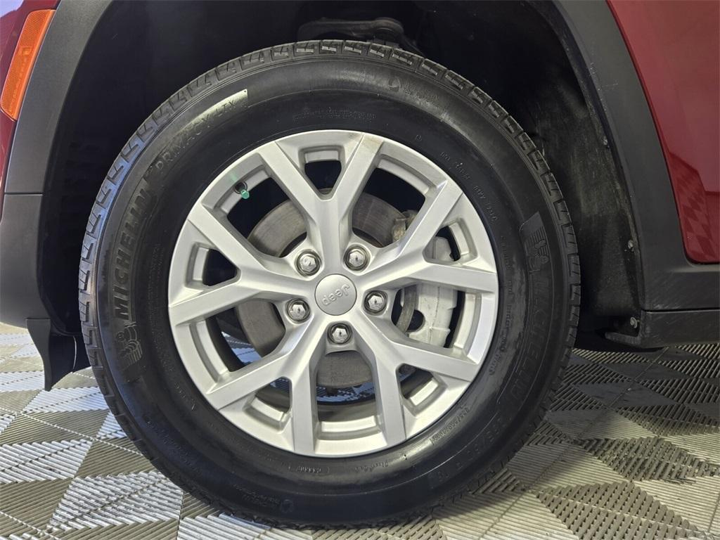 used 2023 Jeep Grand Cherokee car, priced at $19,398