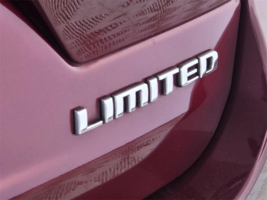 used 2023 Jeep Grand Cherokee car, priced at $19,398