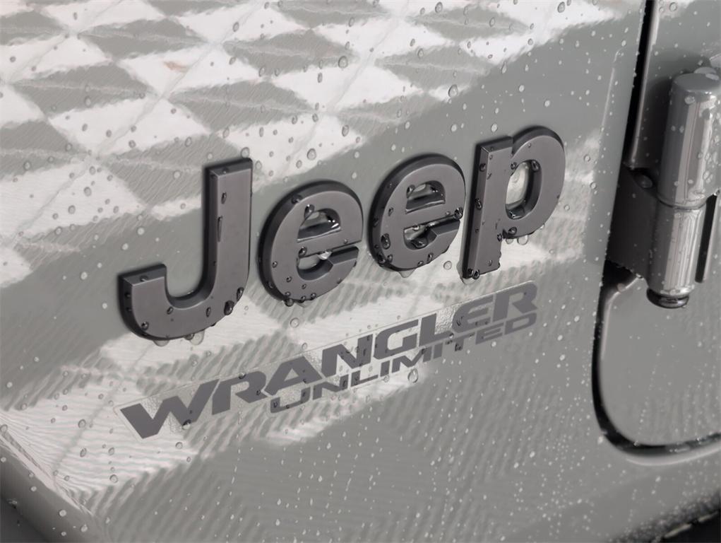 used 2021 Jeep Wrangler Unlimited car, priced at $26,988