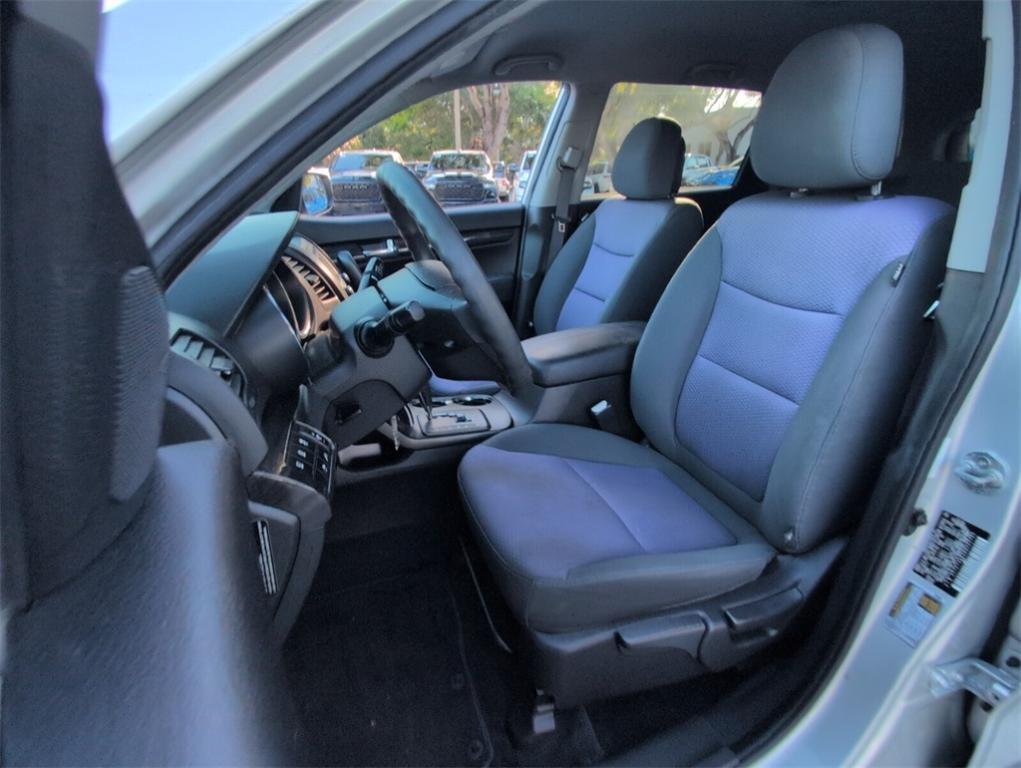used 2013 Kia Sorento car, priced at $10,000