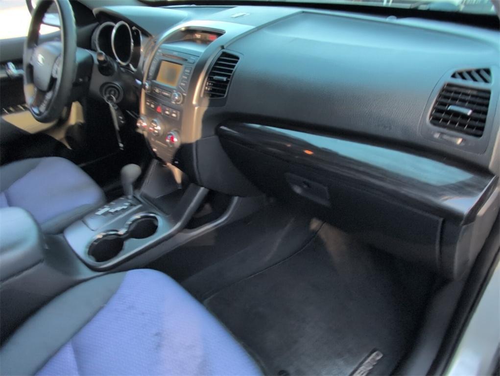 used 2013 Kia Sorento car, priced at $10,000