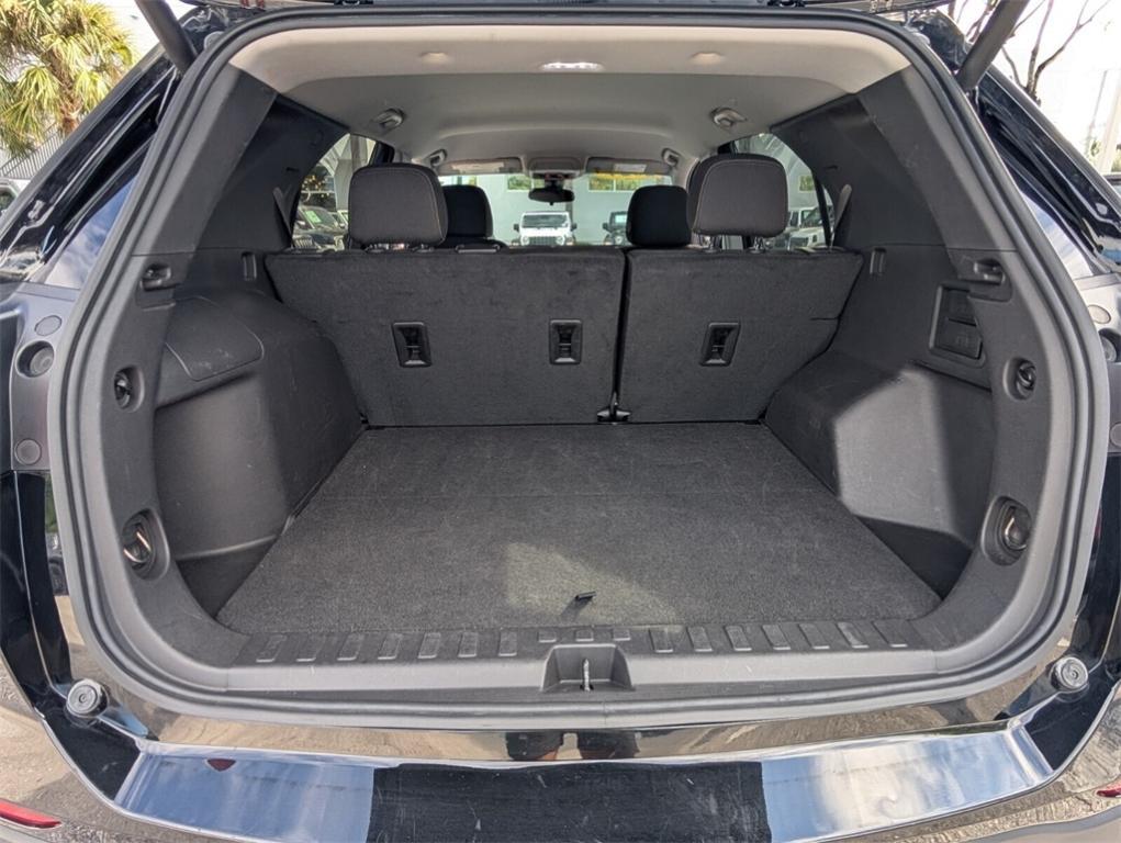 used 2024 Chevrolet Equinox car, priced at $19,488