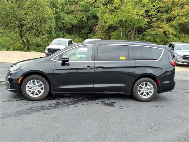 used 2022 Chrysler Pacifica car, priced at $19,984