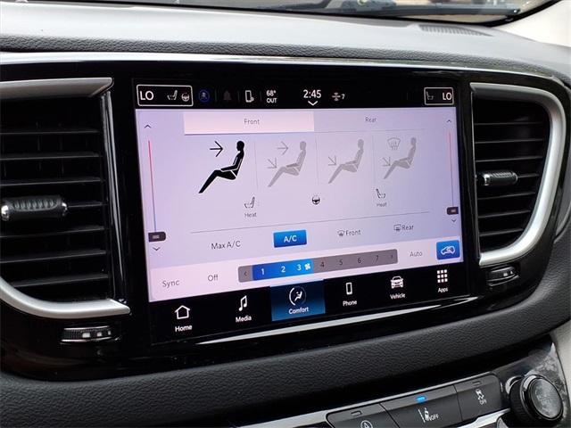 used 2022 Chrysler Pacifica car, priced at $19,984