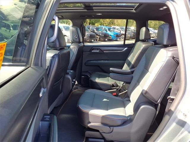 used 2024 GMC Acadia car, priced at $46,631