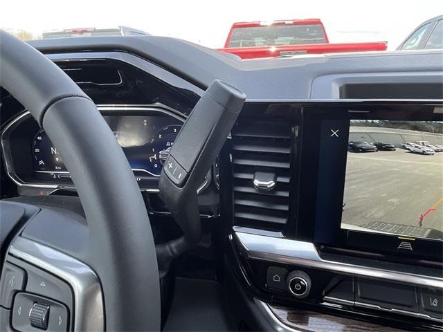 new 2025 Chevrolet Silverado 3500 car, priced at $53,946