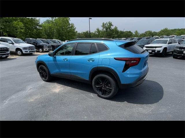 new 2025 Chevrolet Trax car, priced at $26,641