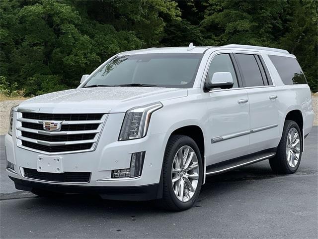 used 2018 Cadillac Escalade ESV car, priced at $36,885