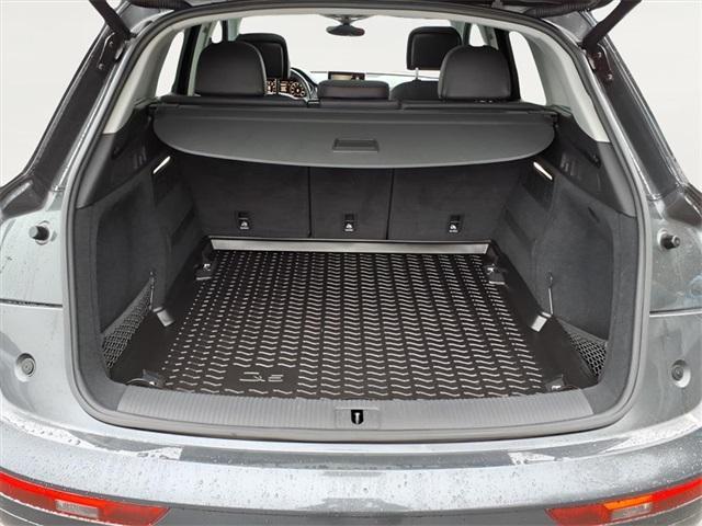 used 2018 Audi Q5 car, priced at $18,347