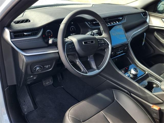new 2025 Jeep Grand Cherokee L car, priced at $43,850