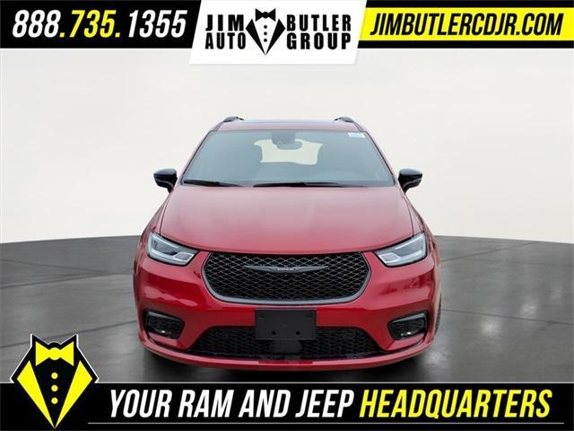 new 2026 Chrysler Pacifica car, priced at $46,693