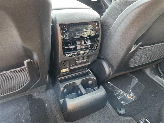 new 2025 Jeep Grand Cherokee L car, priced at $48,538