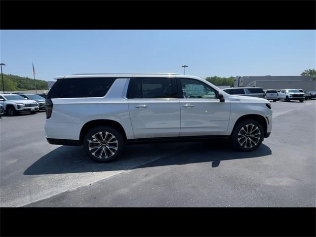 new 2025 Chevrolet Suburban car, priced at $93,675