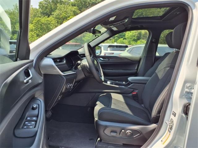 new 2025 Jeep Grand Cherokee car, priced at $36,962