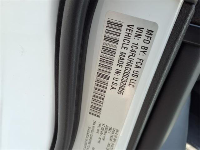 new 2025 Jeep Grand Cherokee car, priced at $36,962
