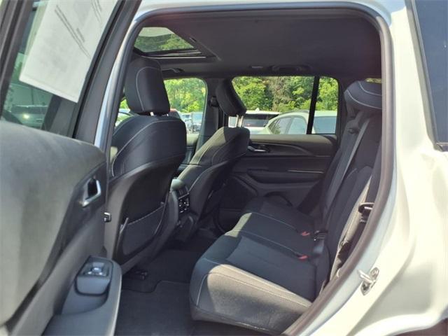 new 2025 Jeep Grand Cherokee car, priced at $36,962