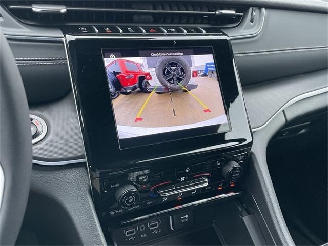 used 2024 Jeep Grand Cherokee car, priced at $38,837