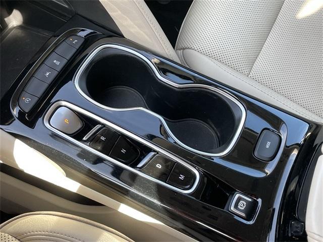 used 2022 Buick Envision car, priced at $25,648