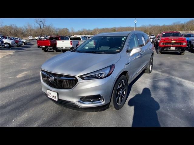 used 2021 Buick Enclave car, priced at $25,000