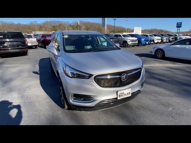 used 2021 Buick Enclave car, priced at $25,000