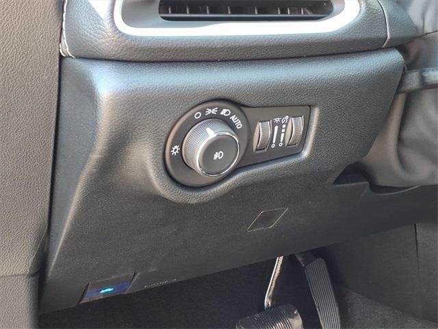 new 2026 Chrysler Pacifica car, priced at $42,333