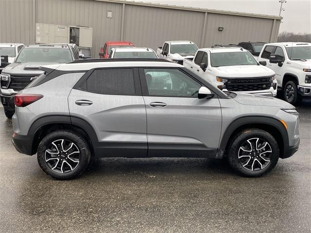 new 2025 Chevrolet TrailBlazer car, priced at $29,246