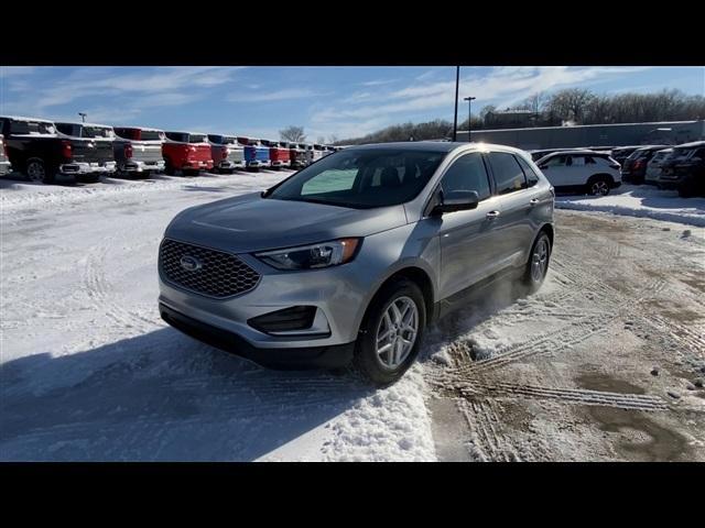 used 2023 Ford Edge car, priced at $25,000