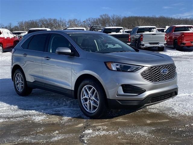 used 2023 Ford Edge car, priced at $25,000