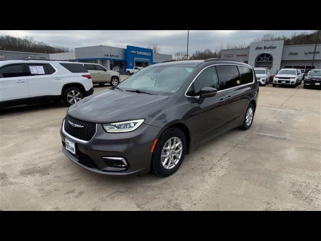 used 2022 Chrysler Pacifica car, priced at $24,556