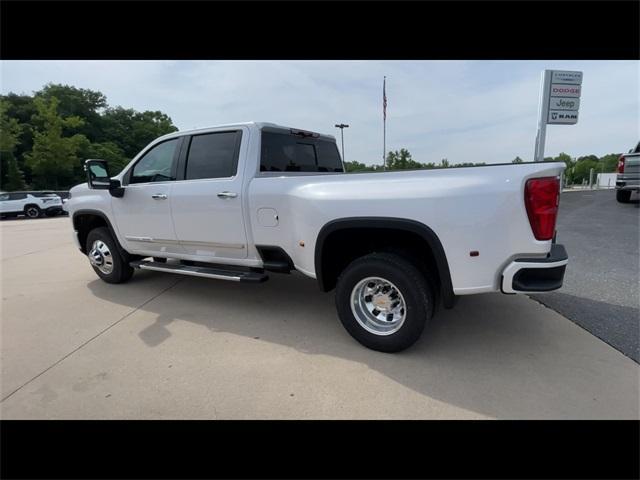 new 2025 Chevrolet Silverado 3500 car, priced at $84,678