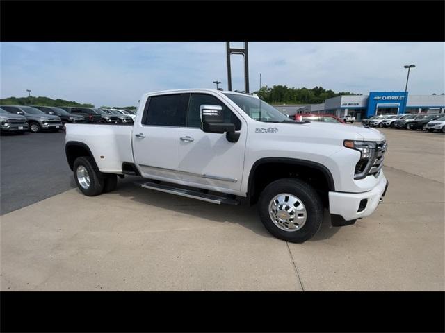 new 2025 Chevrolet Silverado 3500 car, priced at $84,678