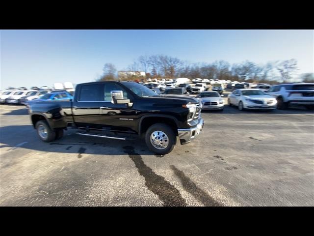 new 2025 Chevrolet Silverado 3500 car, priced at $81,090