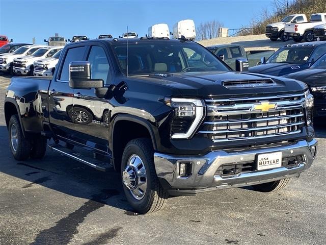 new 2025 Chevrolet Silverado 3500 car, priced at $81,090