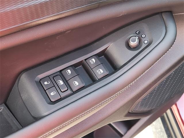 new 2025 Jeep Grand Cherokee L car, priced at $39,477