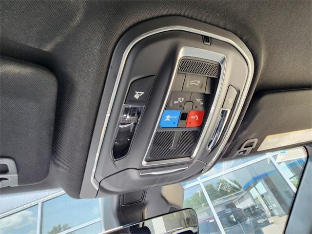 new 2025 Jeep Grand Cherokee car, priced at $40,506