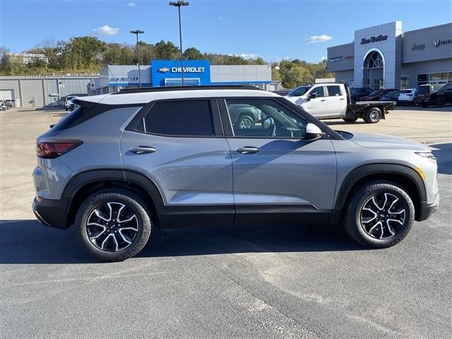 new 2025 Chevrolet TrailBlazer car, priced at $32,930